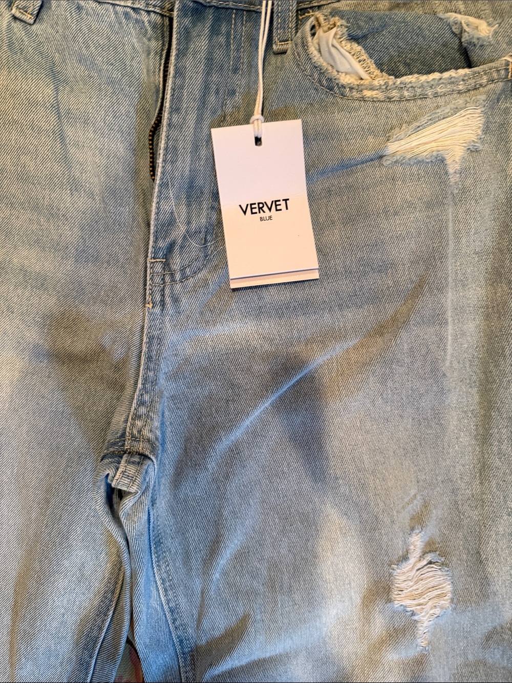 Vervet Light Wash Straight Leg Distressed Jeans size 28 - Picture 3 of 4